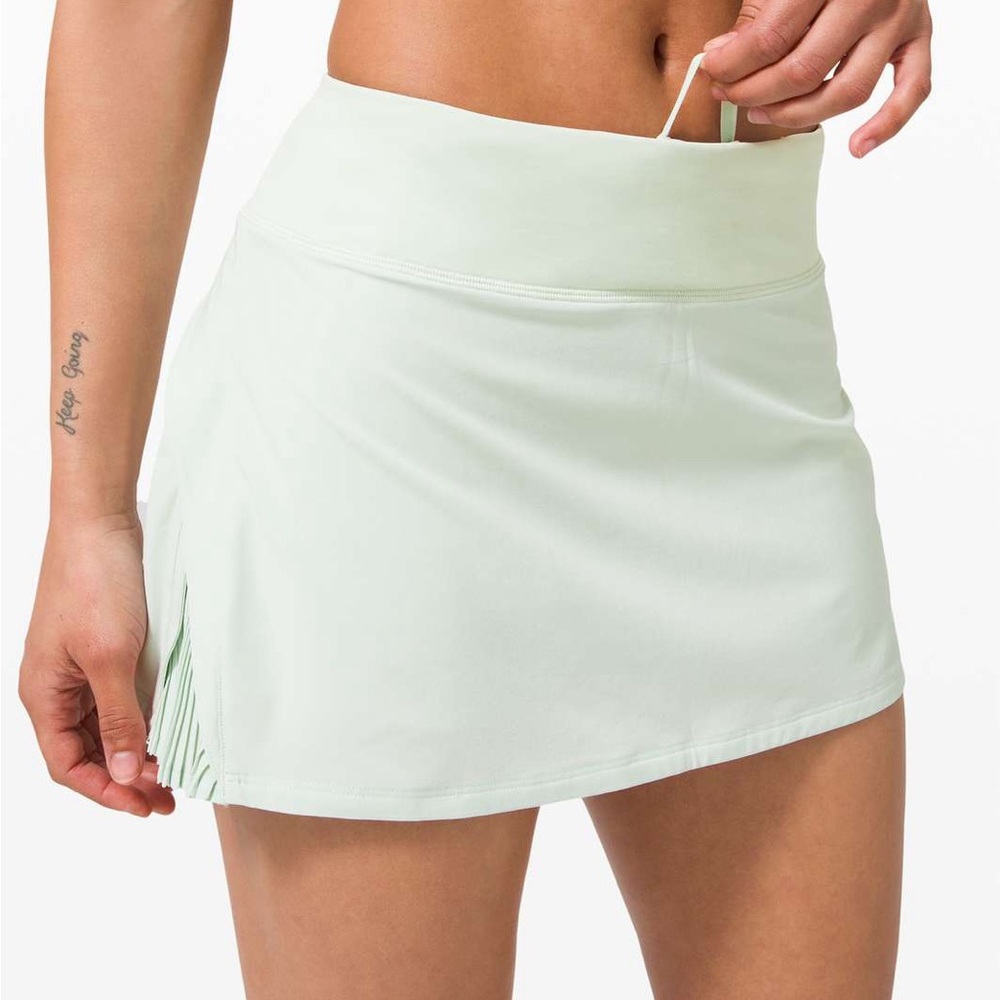 Lululemon Play Off The Pleats Skirt *13"
Island Mist